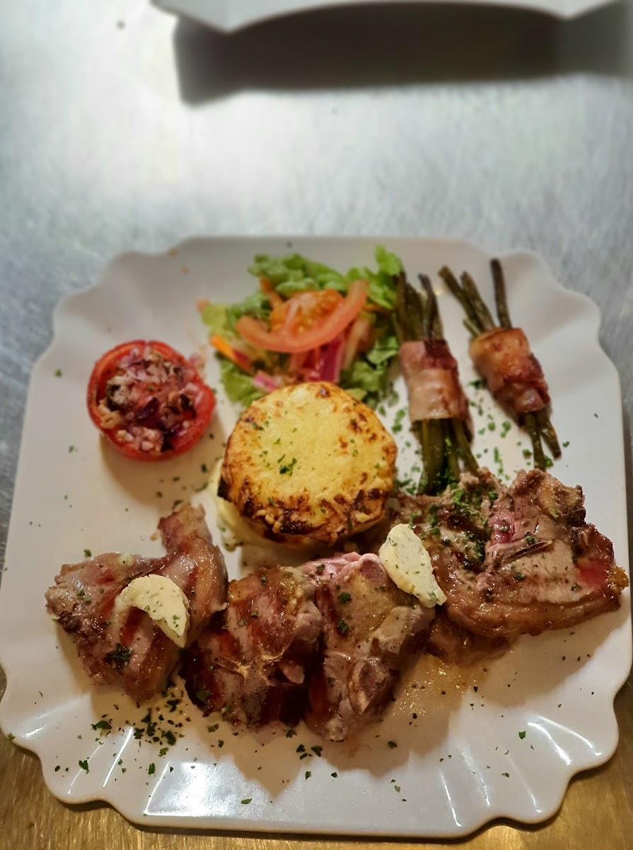 A La Ville De Bruges-8